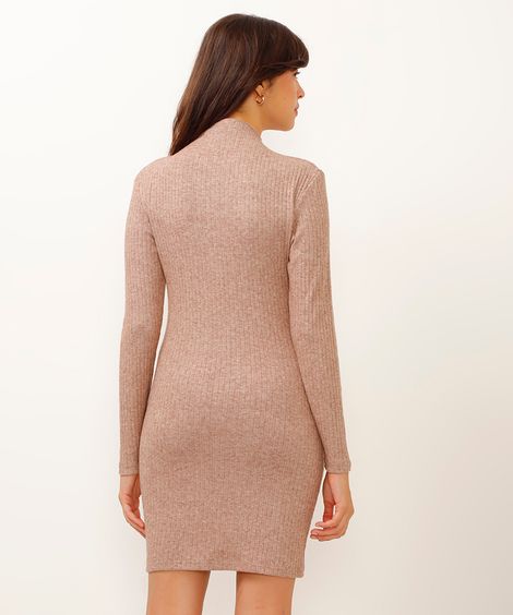 vestido de tricot curto gola alta bege