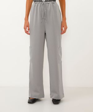 calça de alfaiataria wide leg risca de giz cinza