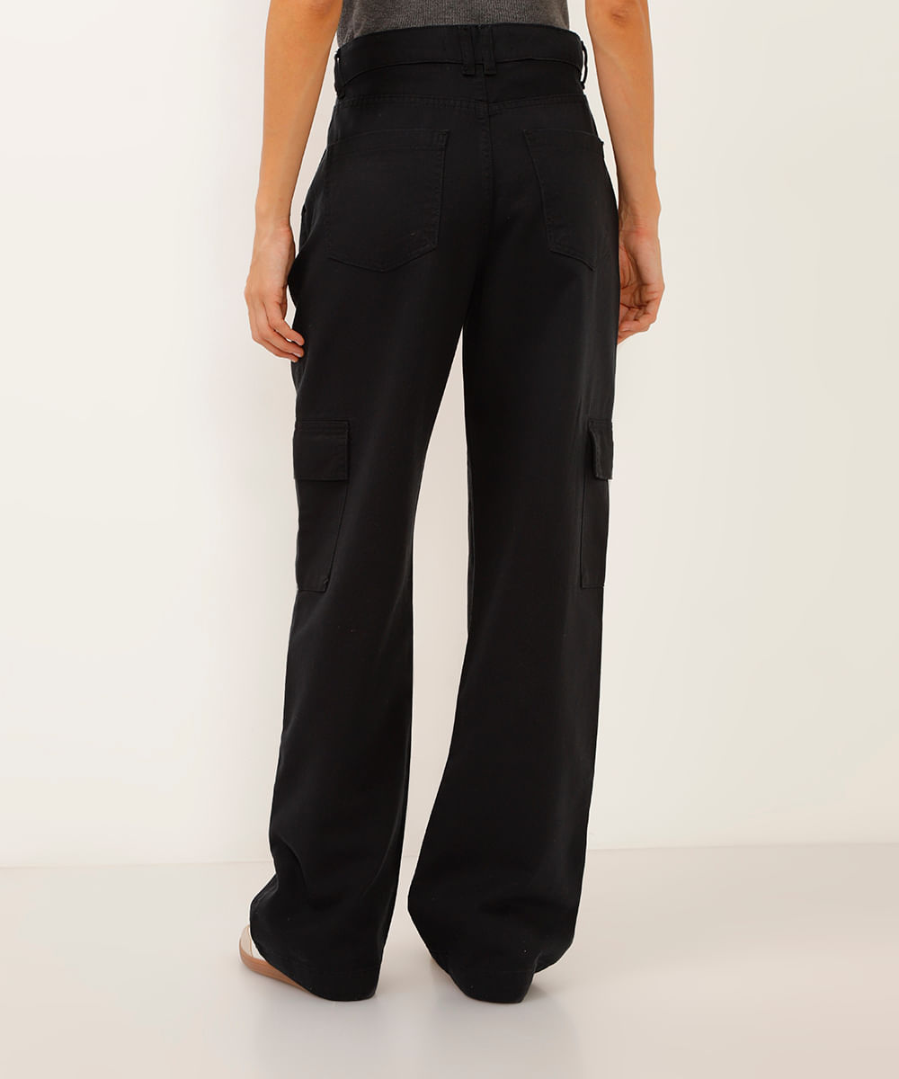 calça wide leg cargo de sarja cintura alta preta