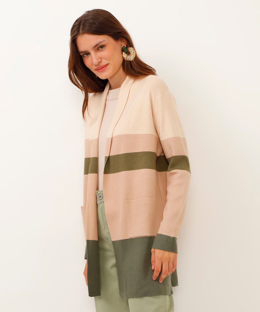 capa de tricot listrado com bolsos bege