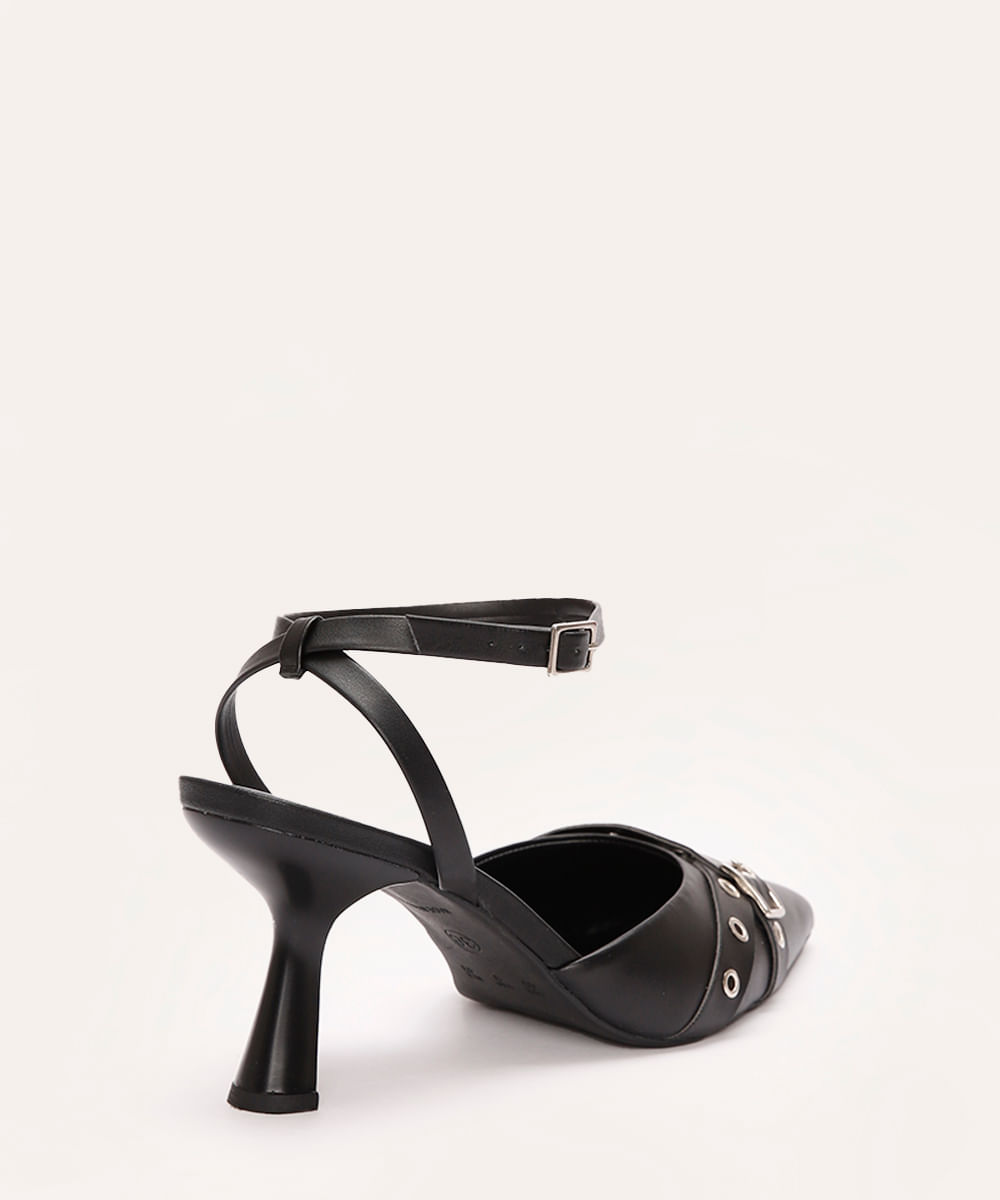 scarpin bico fino com fivela oneself preto