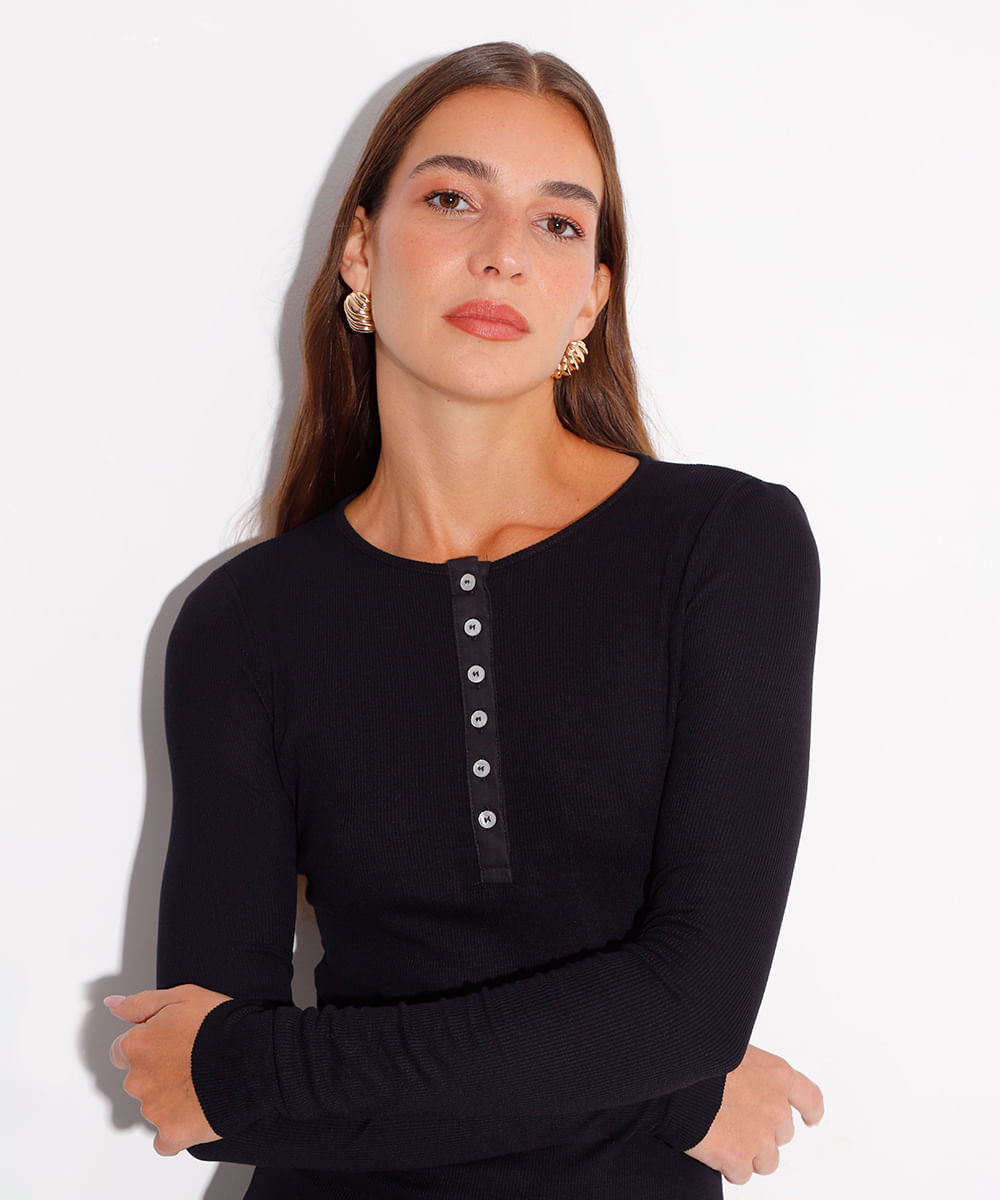 blusa de viscose decote com botões mindset preto