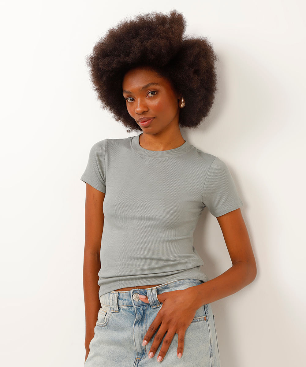 camiseta de viscose canelada cinza