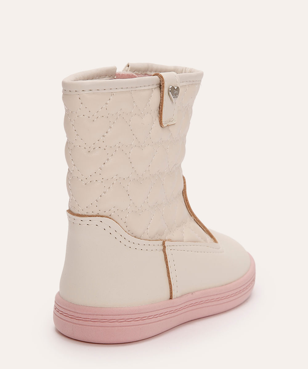 bota infantil matelassê corações molekinha off white