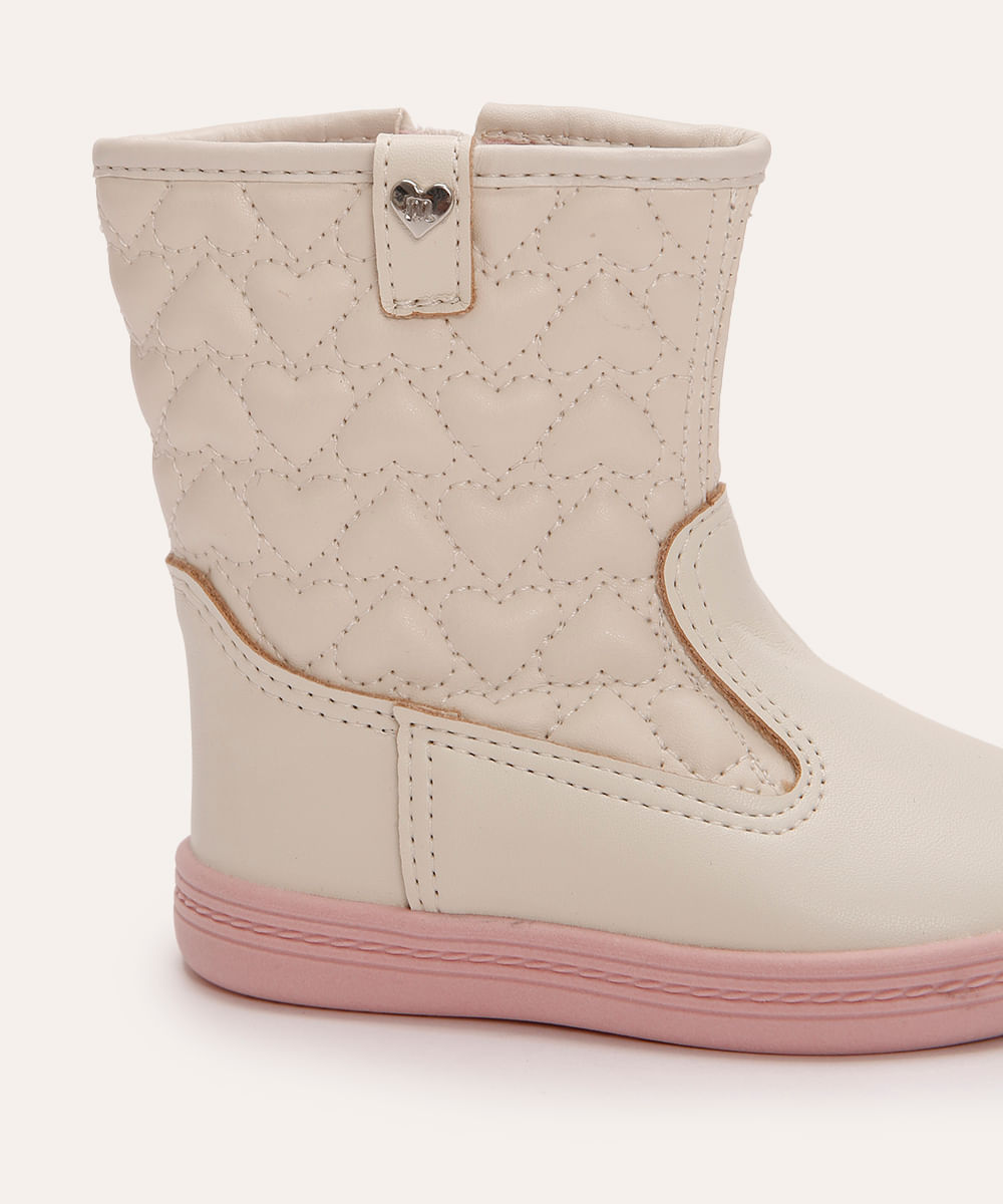 bota infantil matelassê corações molekinha off white