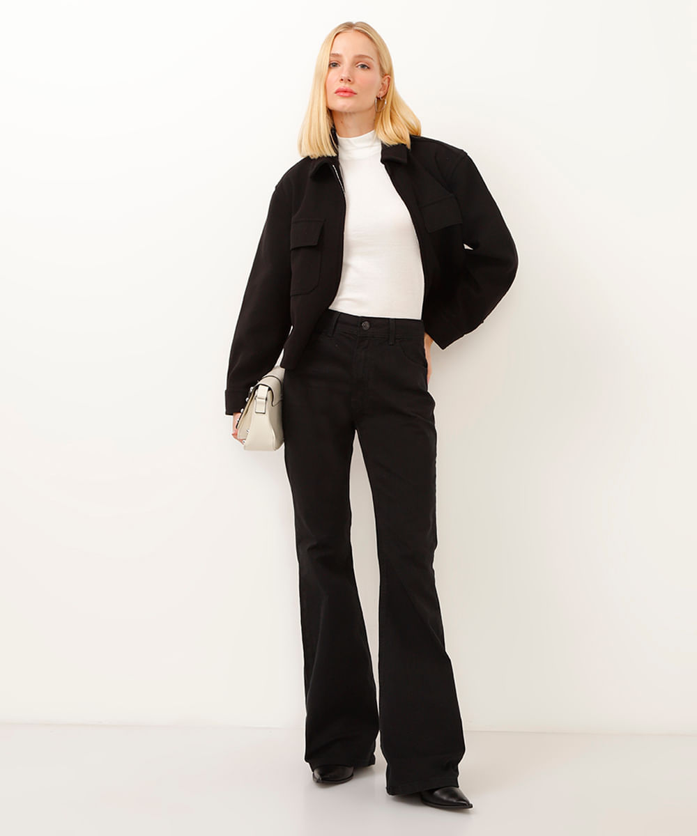 calça flare de sarja cintura média preto
