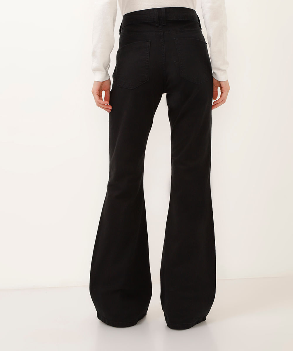 calça flare de sarja cintura média preto