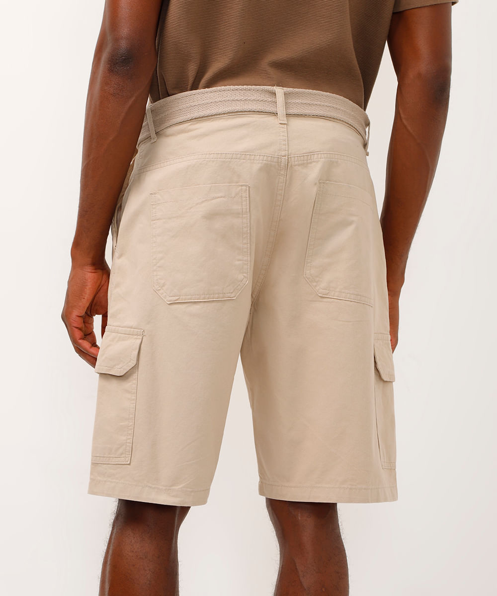 bermuda cargo de sarja com cinto bege