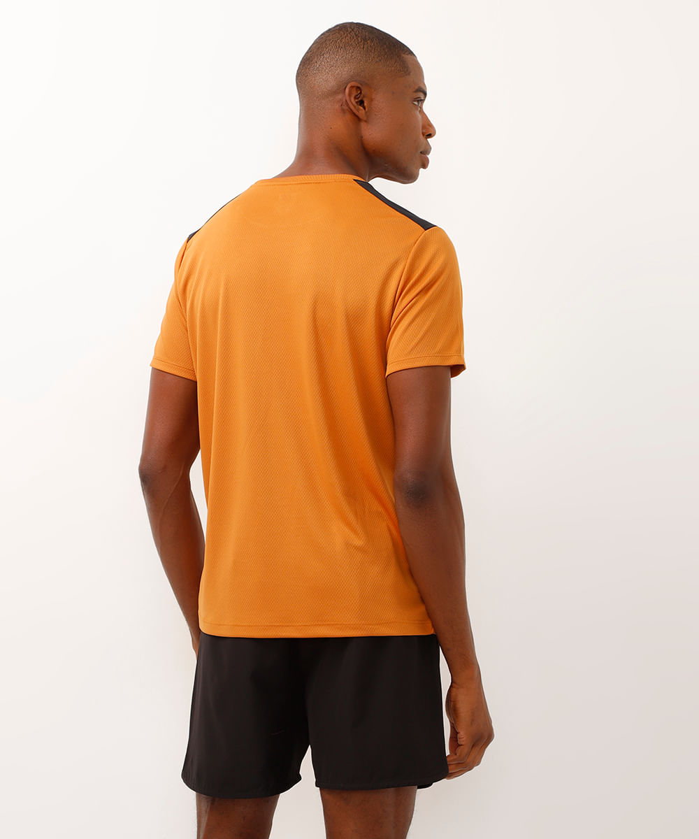 camiseta esportiva com recorte manga curta amarelo