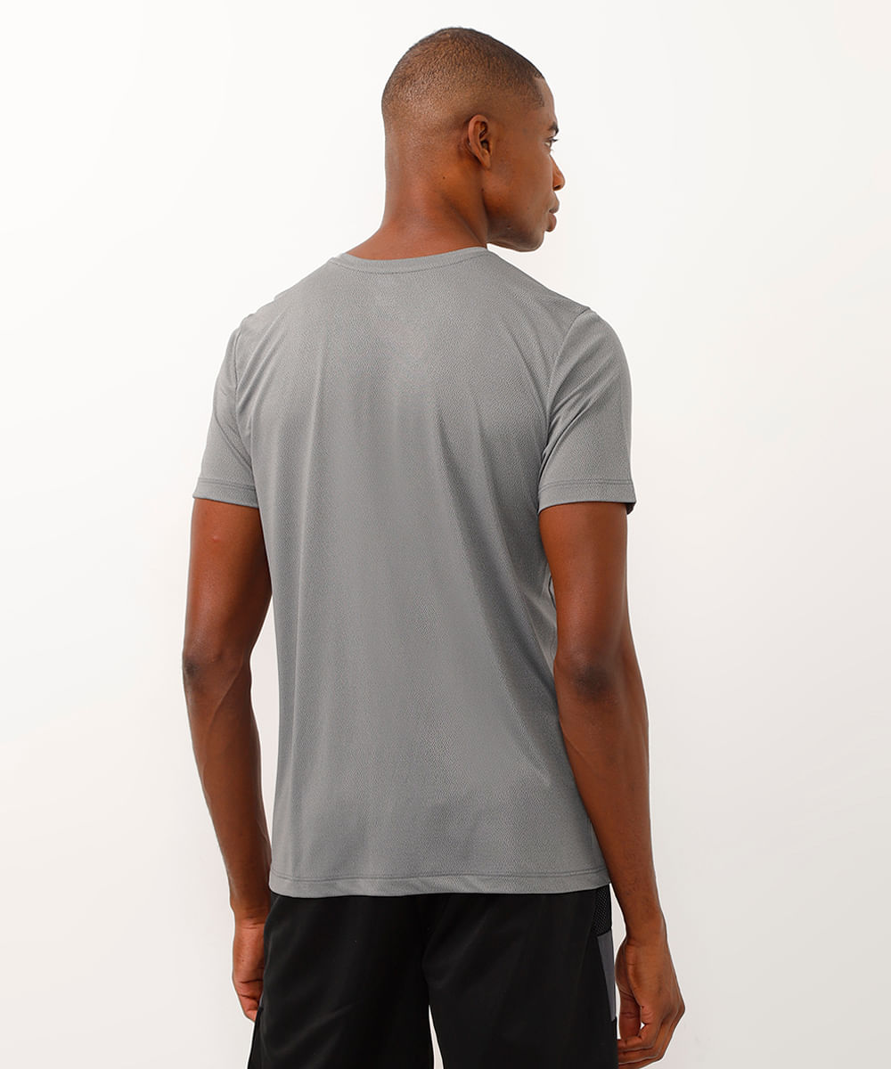 camiseta básica cinza
