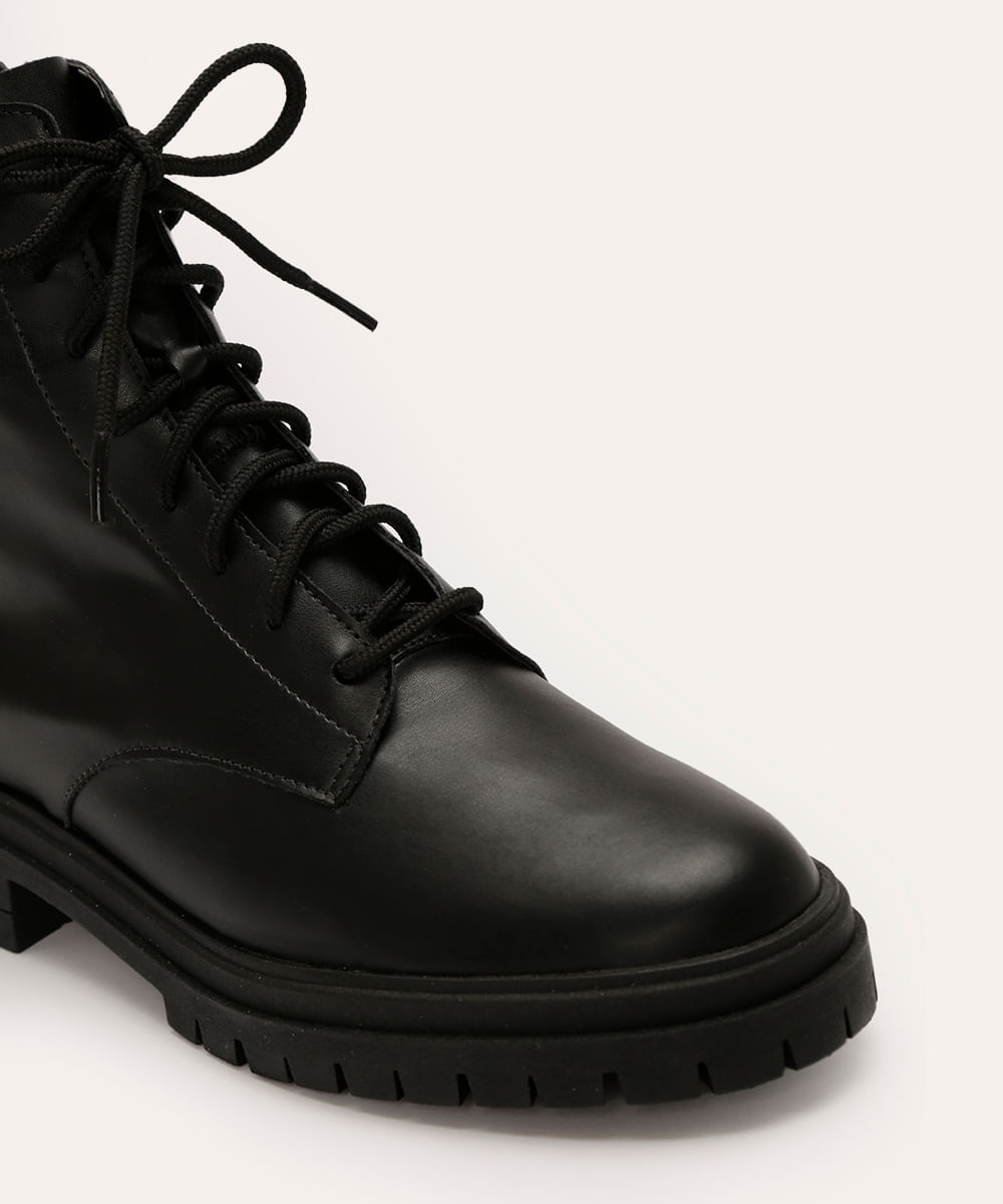 coturno tratorado oneself preto