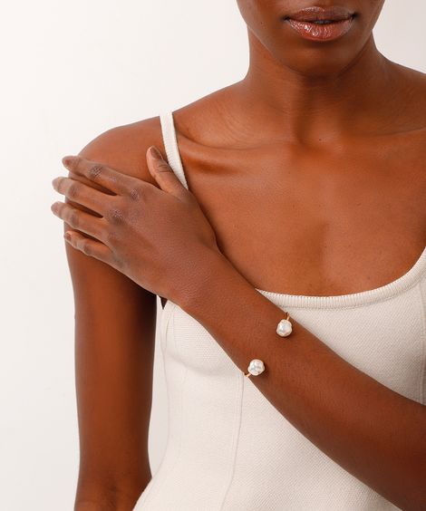 bracelete com pérola dourado
