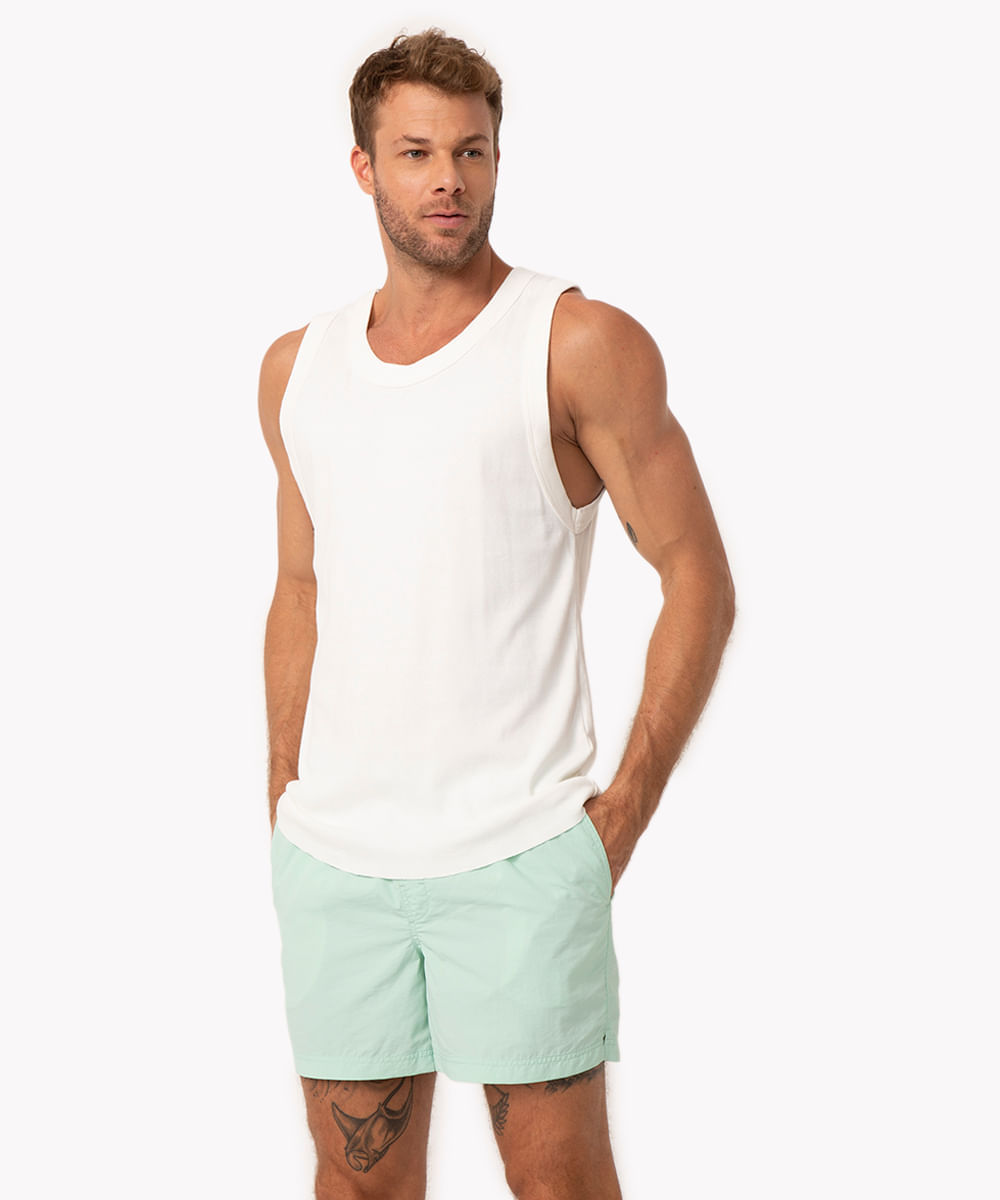 short curto com cordão verde