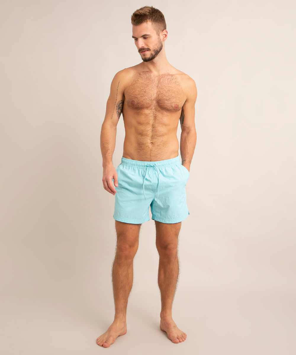 short curto com cordão azul
