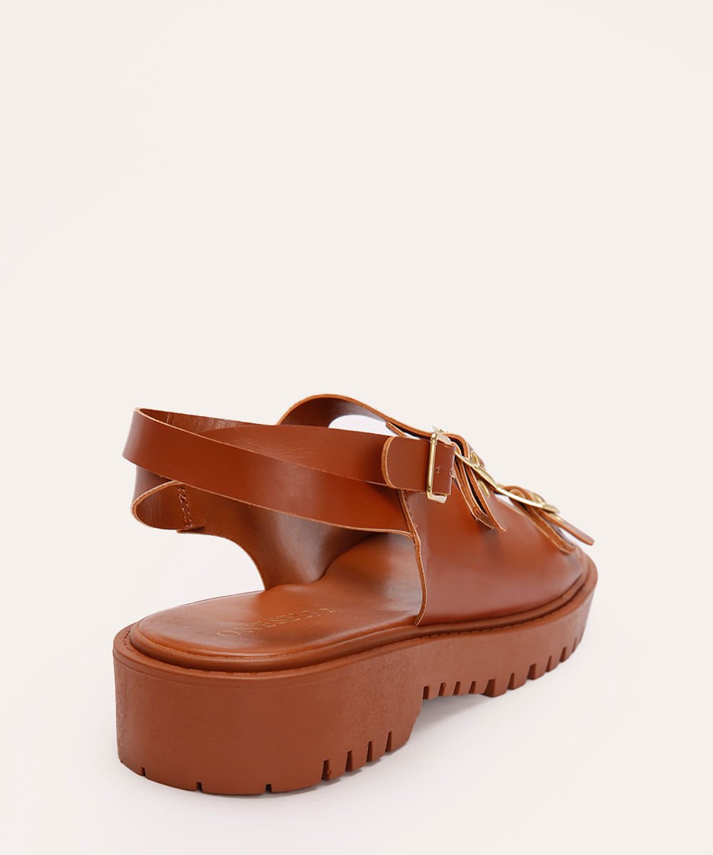 sandália flatform com fivelas e ilhós oneself marrom