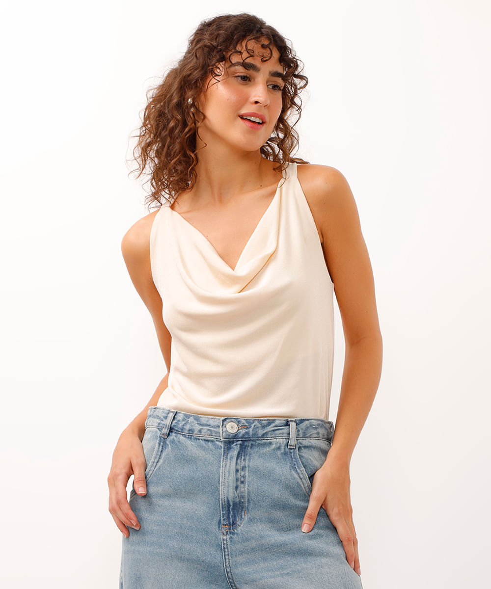 regata de malha com brilho decote degagê halter neck bege