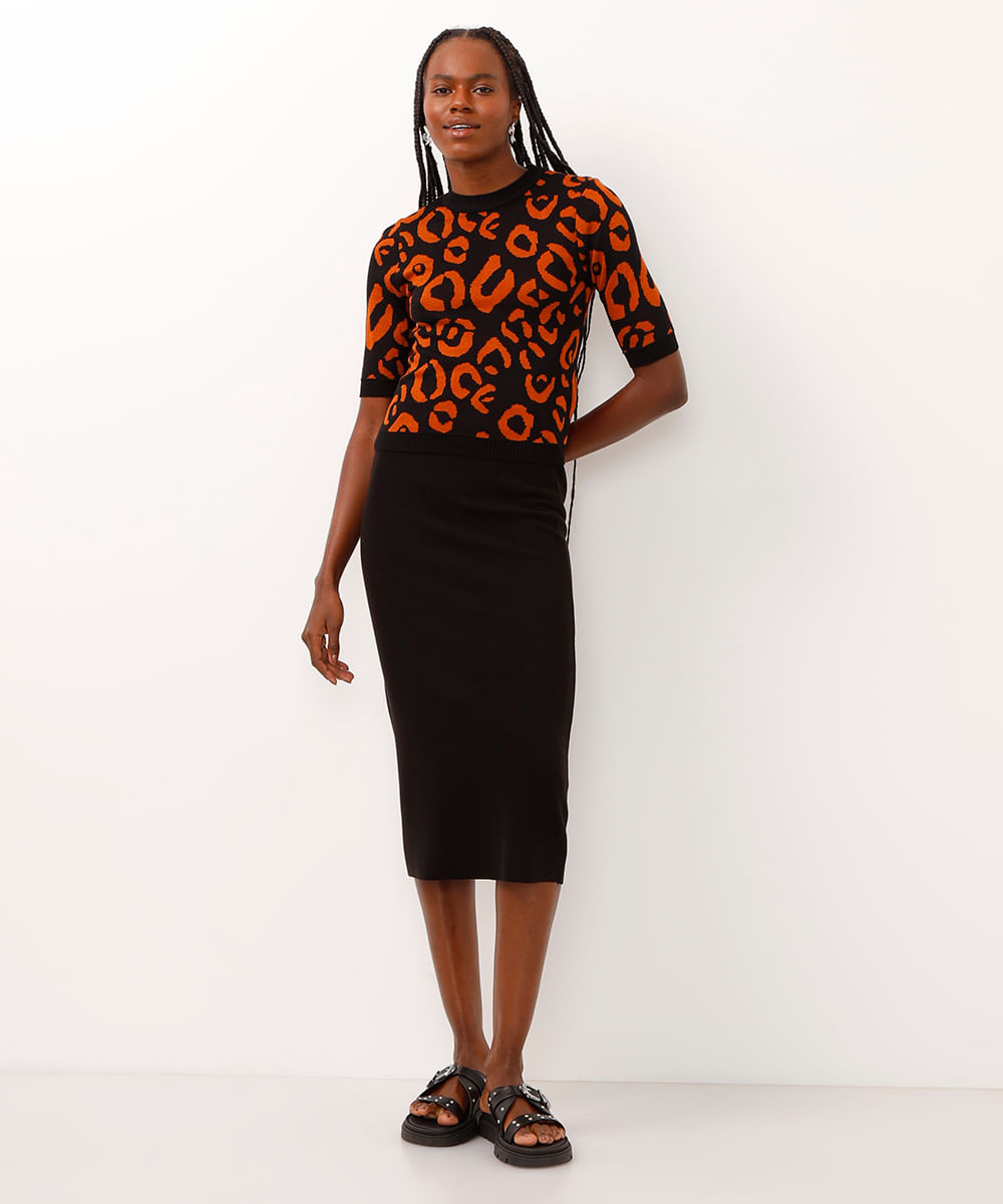 blusa de tricot decote redondo animal print preta