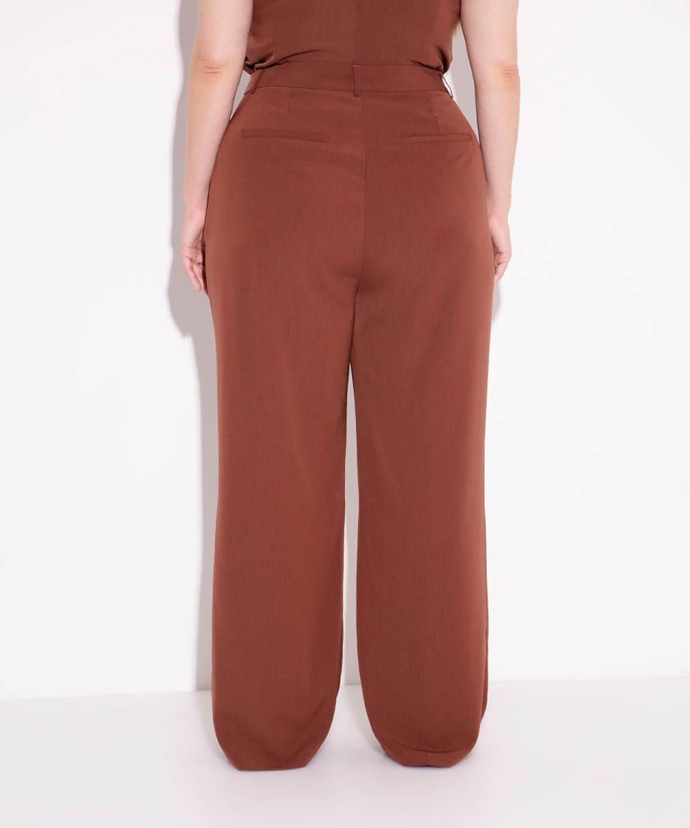 calça wide leg de alfaiataria plus size mindset marrom