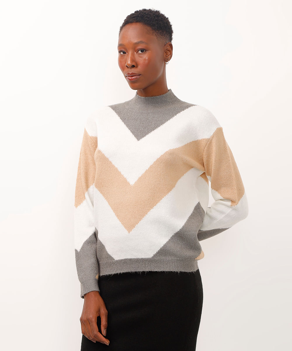 suéter de tricot gola alta chevron cinza