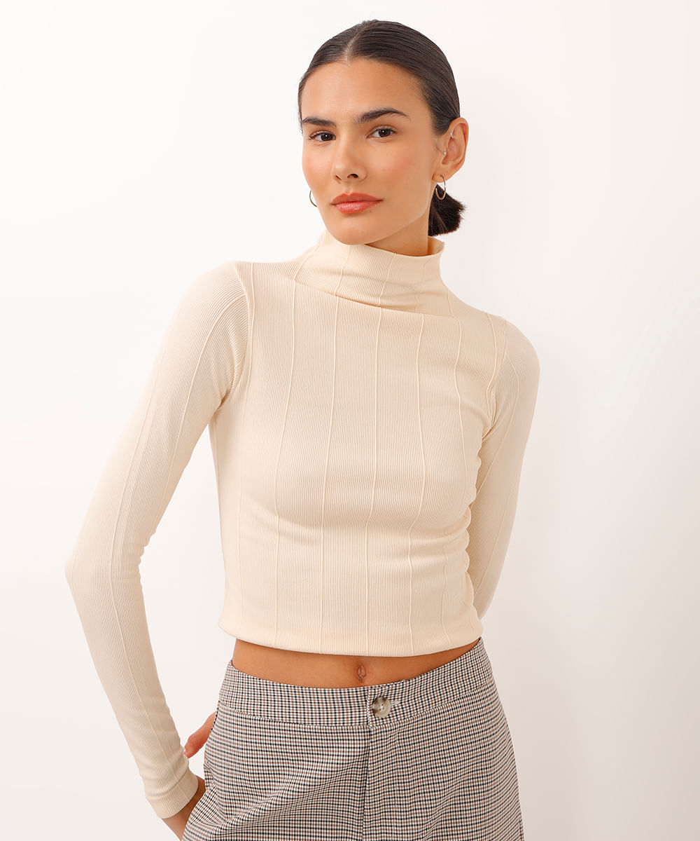blusa gola alta manga longa texturizada bege