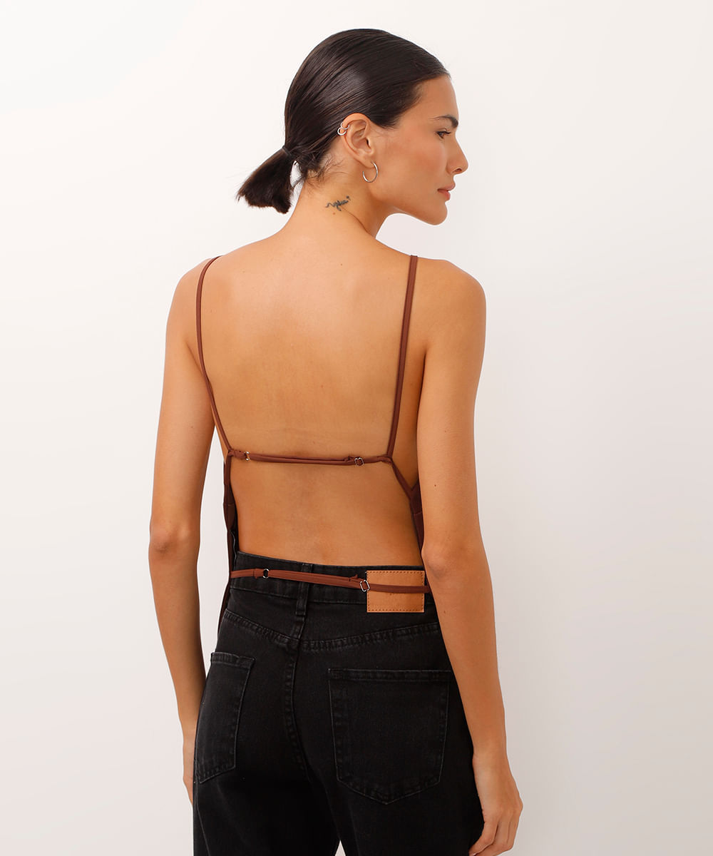 blusa frente única alças finas marrom
