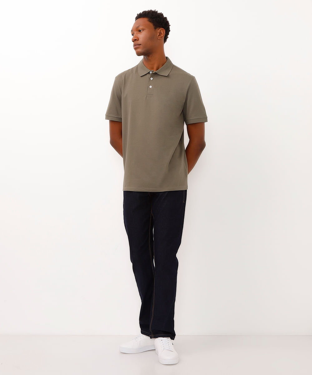 polo de algodão comfort com botão verde