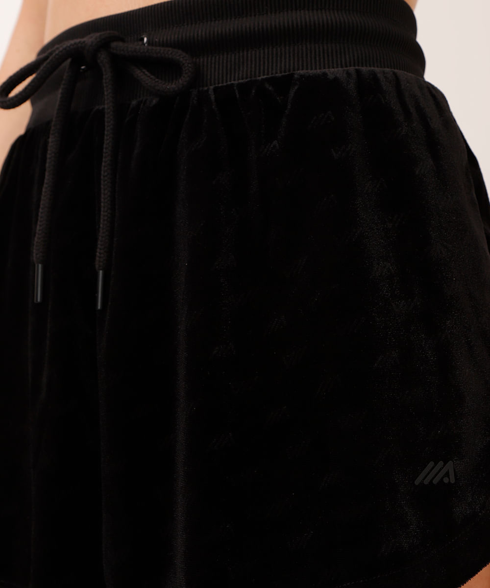 short curto de plush esportivo preto