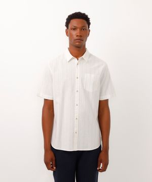 camisa comfort manga curta com linho listrada off white