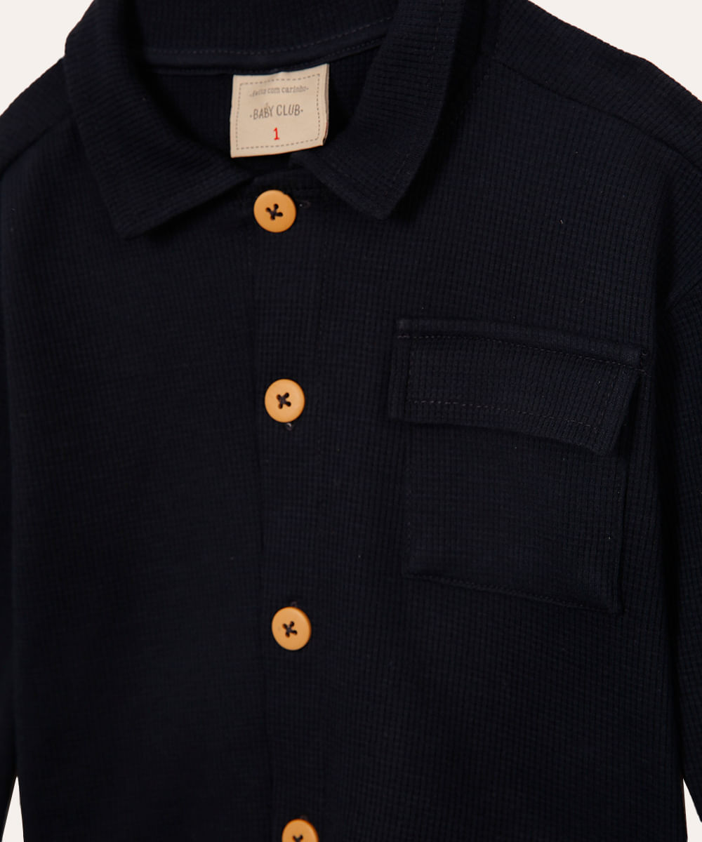 camisa de algodão infantil com bolsos azul marinho