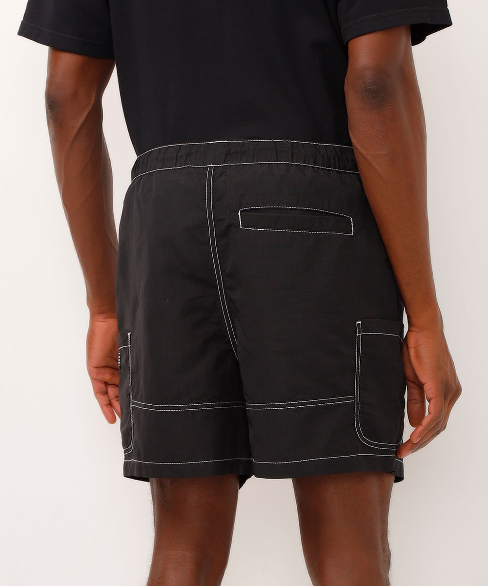 short cargo texturizado com cordão - preto