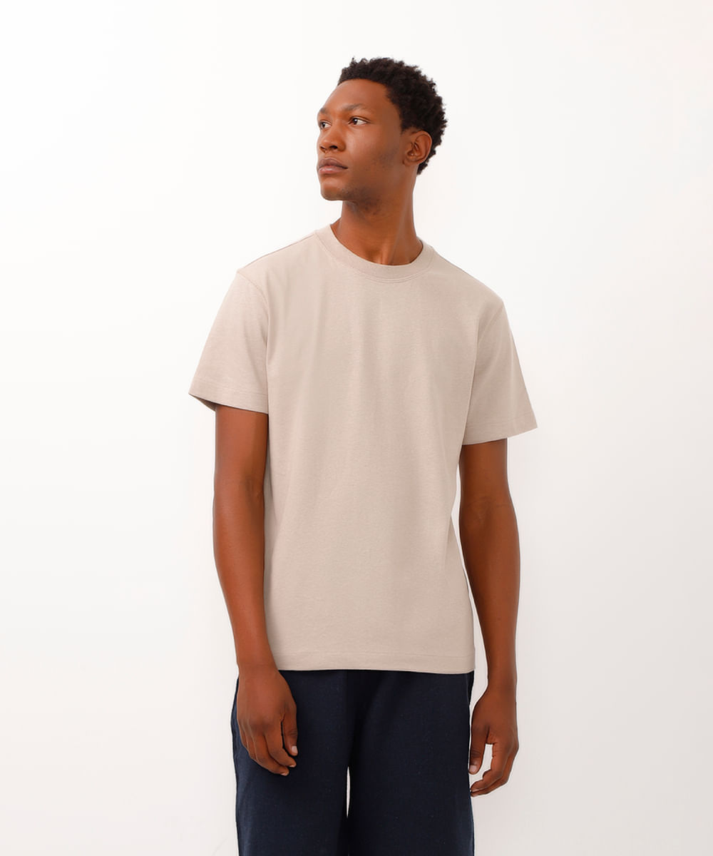 camiseta comfort com linho bege