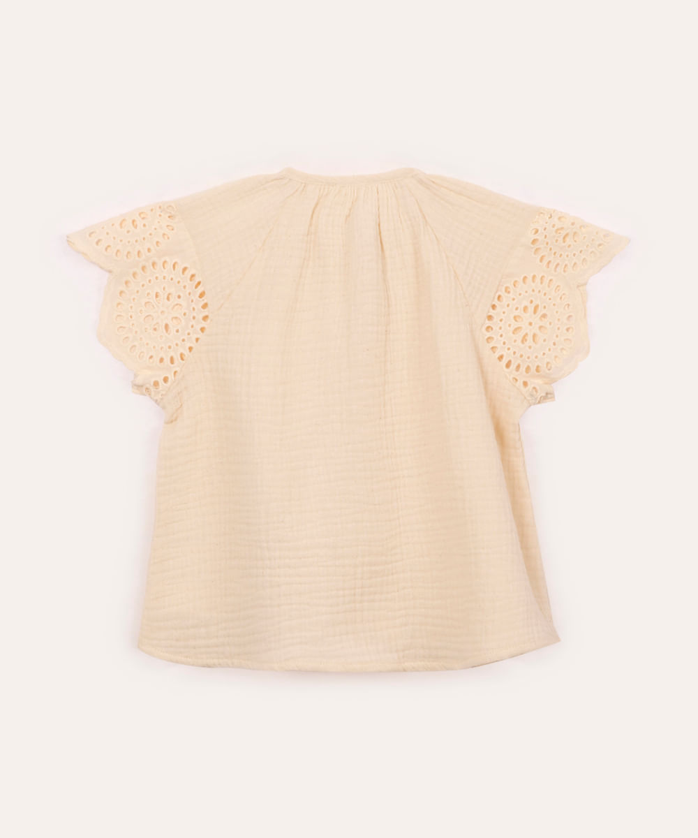 blusa de algodão infantil com laise bege
