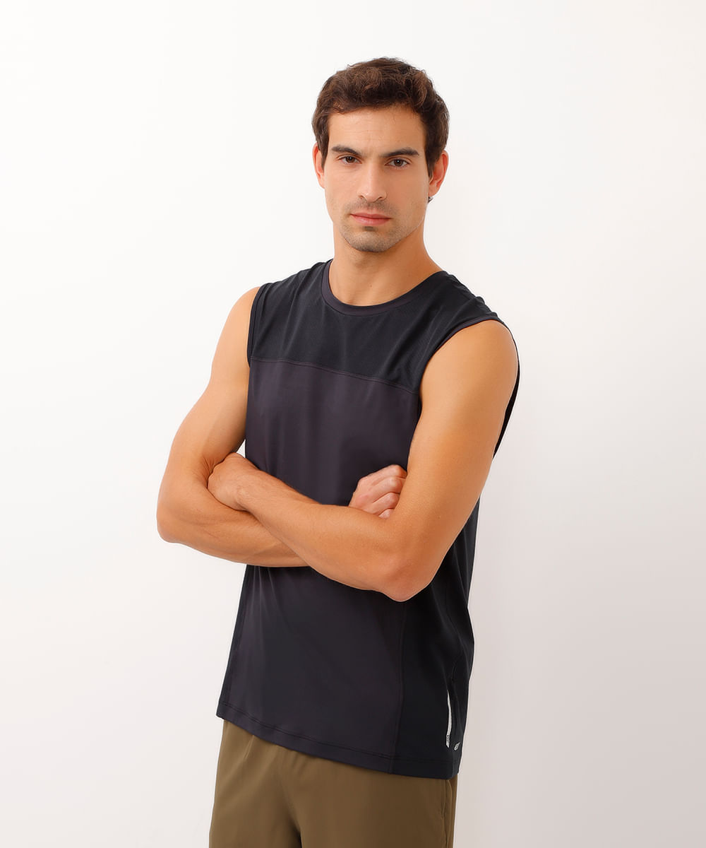 regata esportiva slim com recortes preta