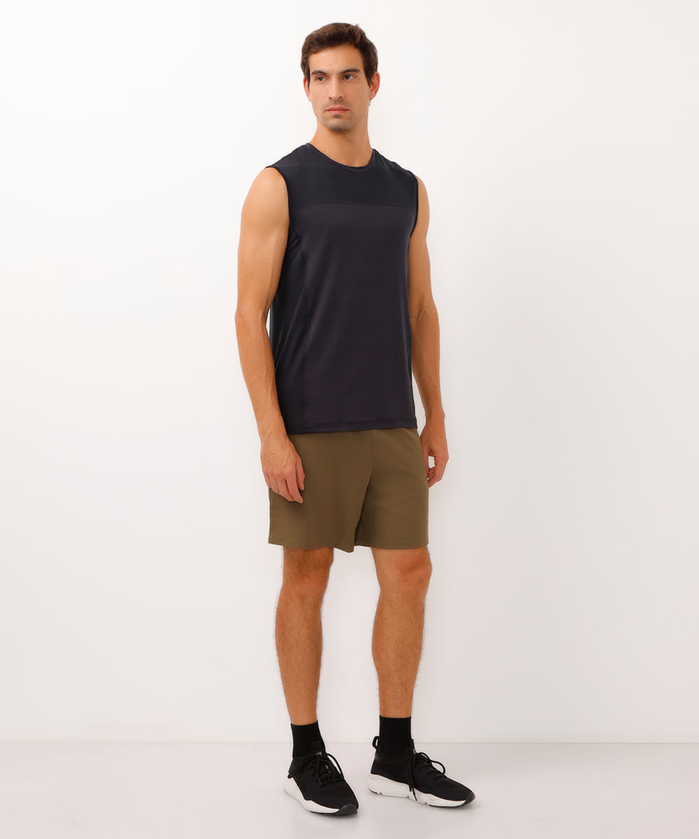 regata esportiva slim com recortes preta
