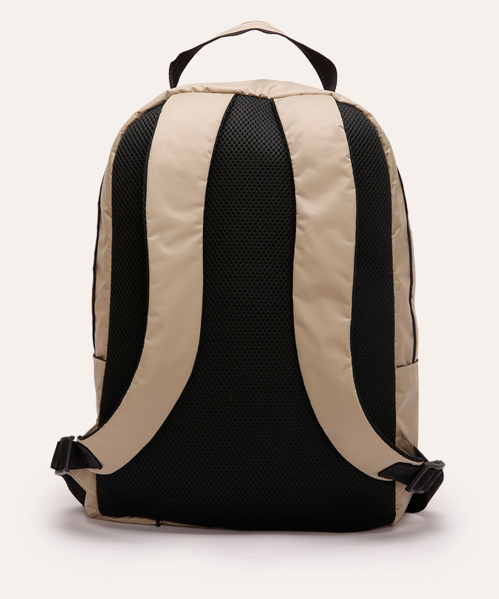 mochila com bolsos esportiva bege