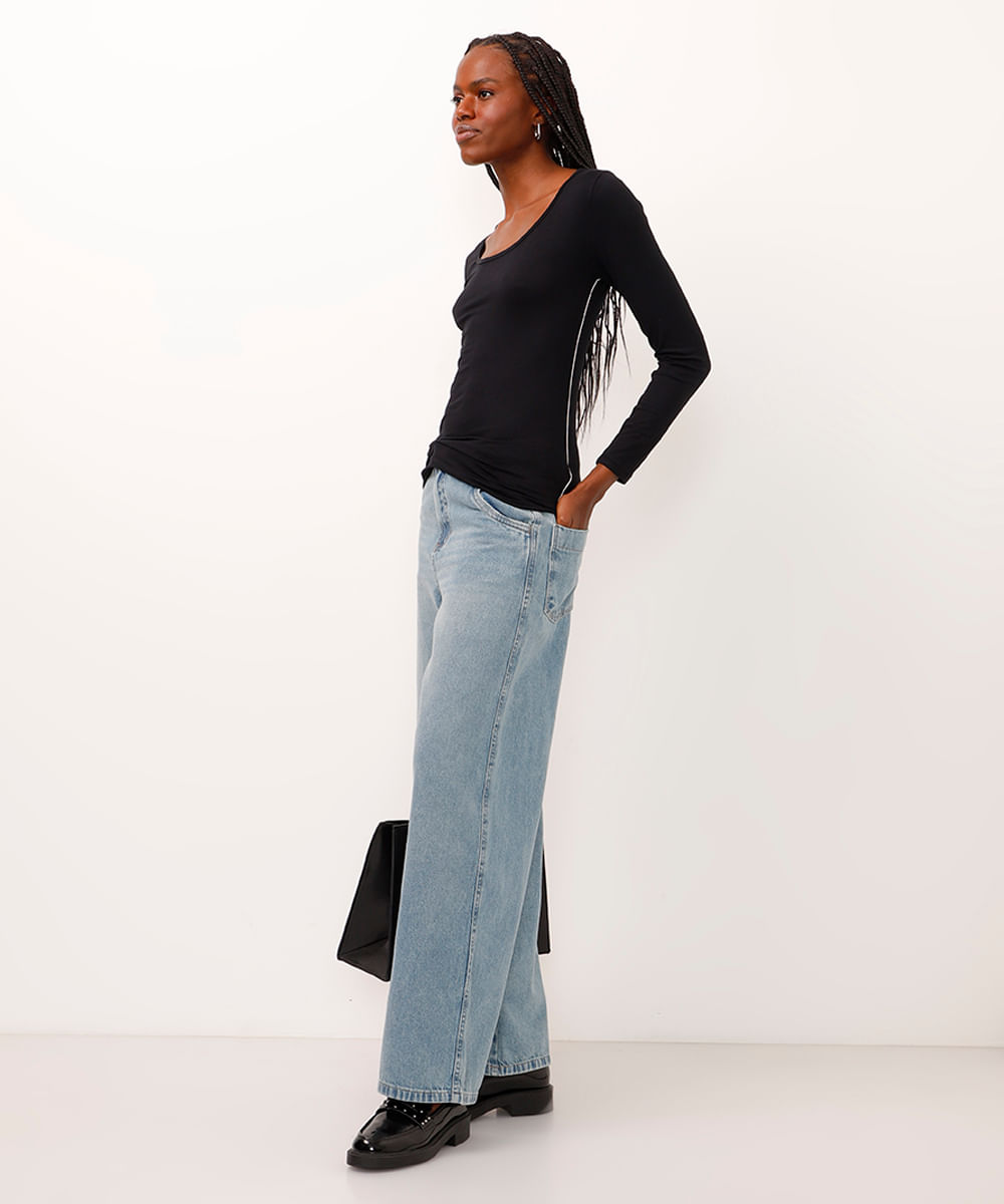 blusa de viscose decote u com nervuras preta