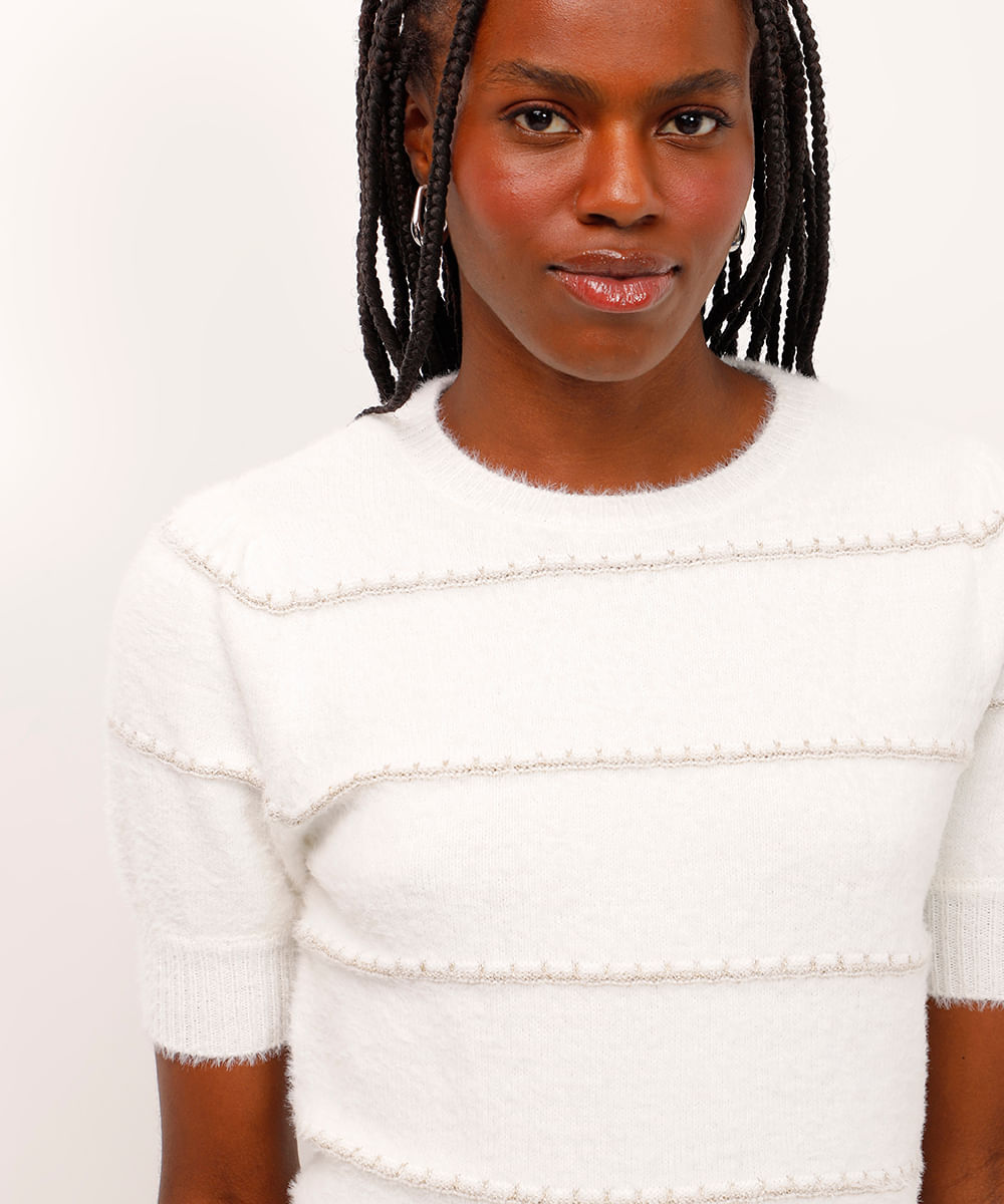 blusa de tricot manga bufante listrada com lurex off white