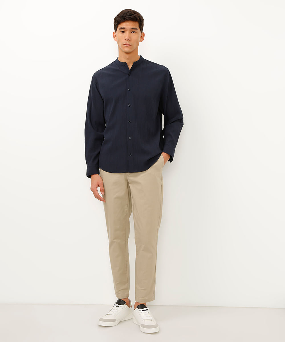 camisa texturizada gola padre manga longa azul