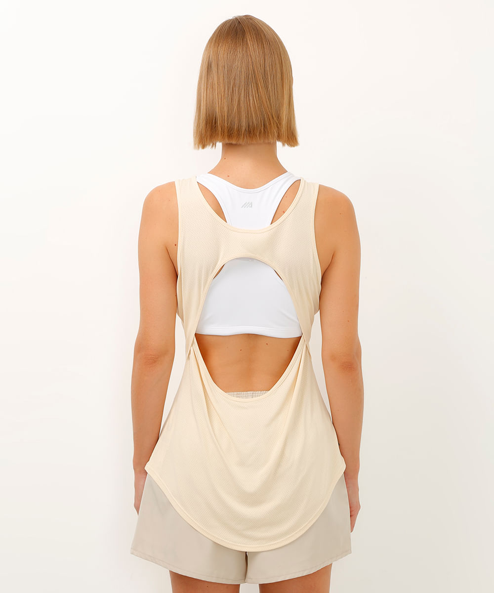 regata decote redondo recorte posterior esportiva off white