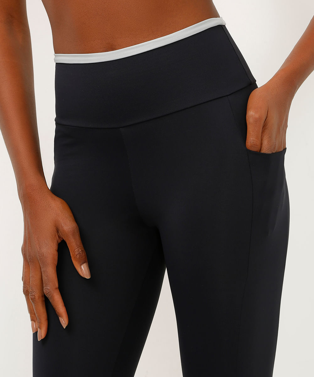 calça corsário cós largo com bolsos bicolor esportiva preta