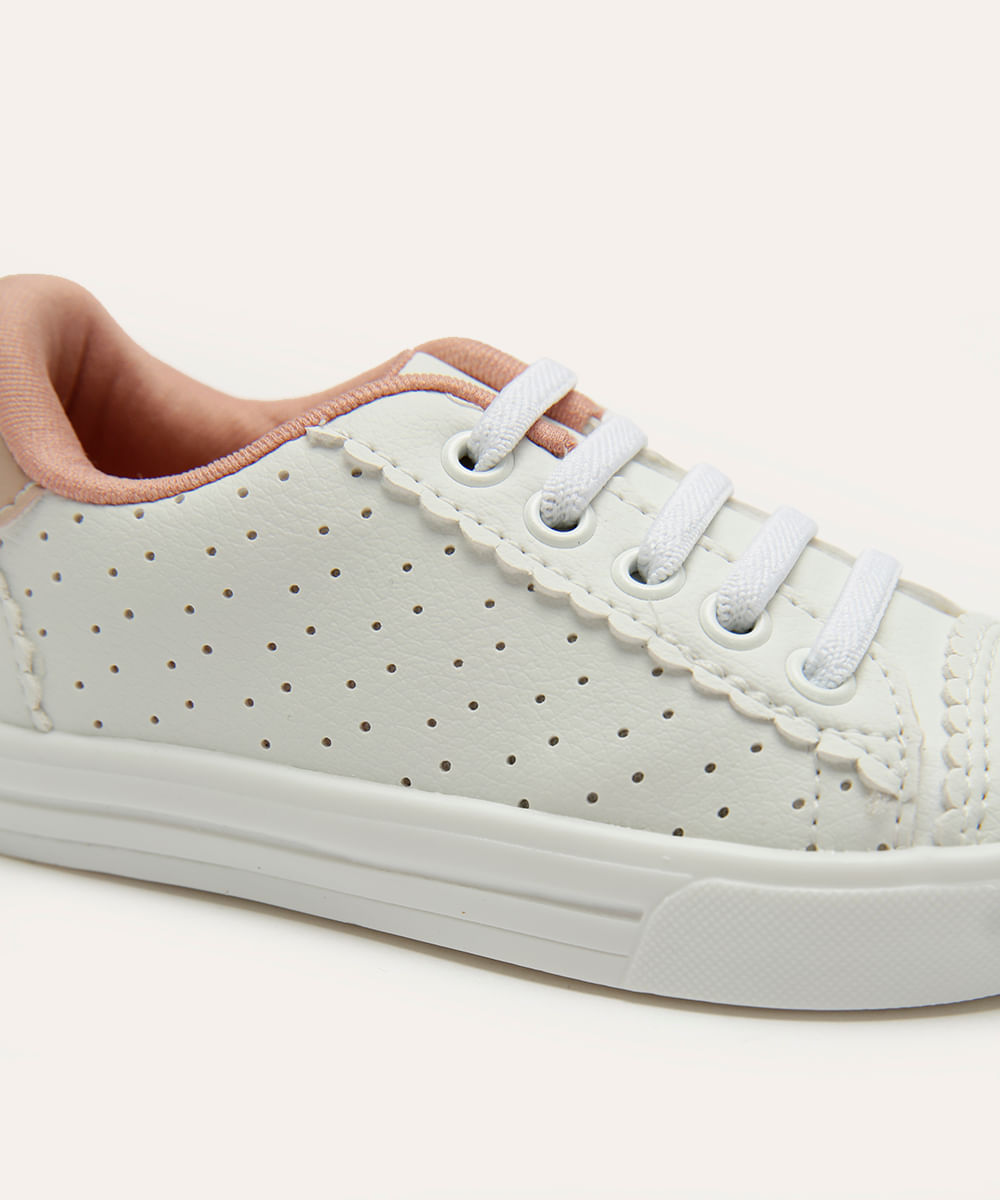 tênis infantil com babado branco