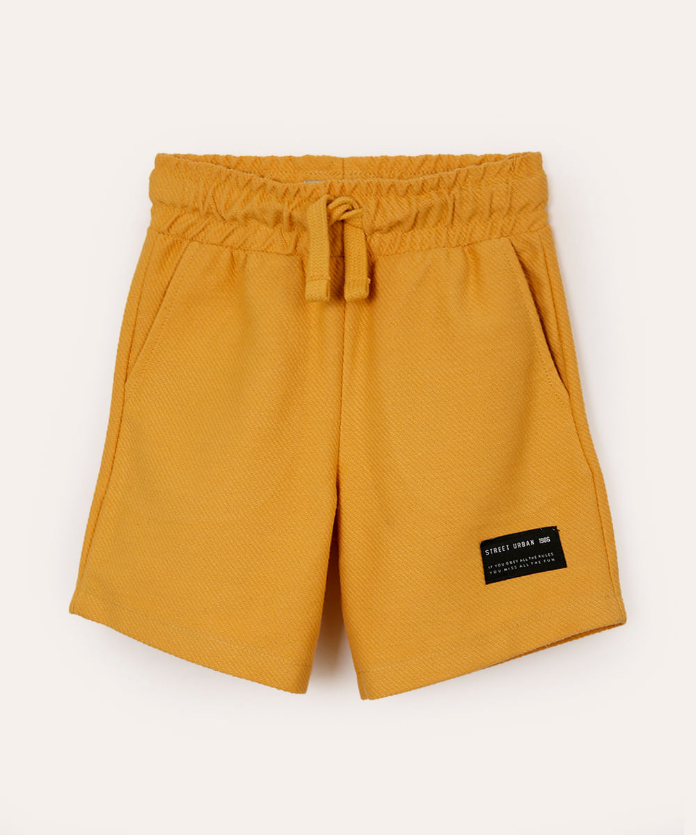 bermuda infantil texturizada com bolso amarelo