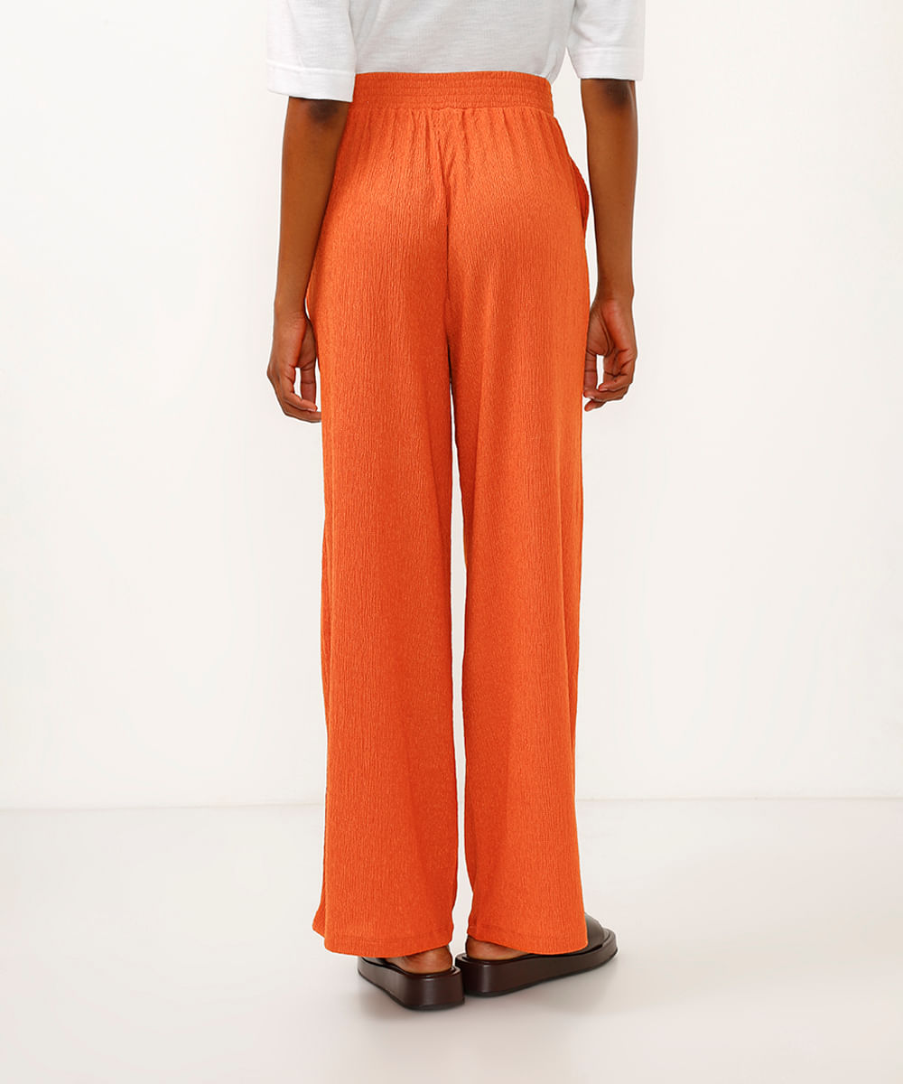 calça wide leg com bolsos texturizada laranja