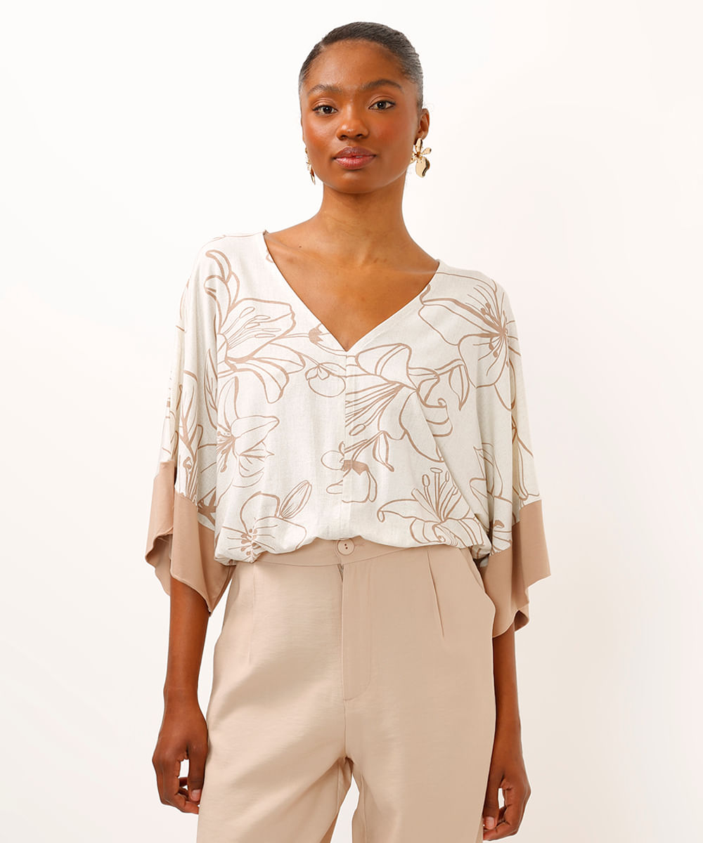 bata de viscose floral manga morcego bege