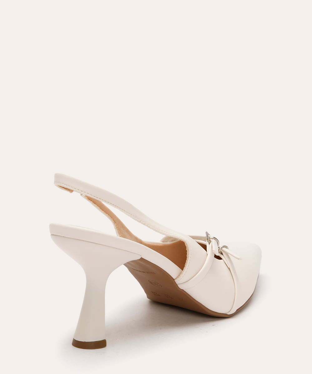 scarpin bico fino salto alto mindset off white