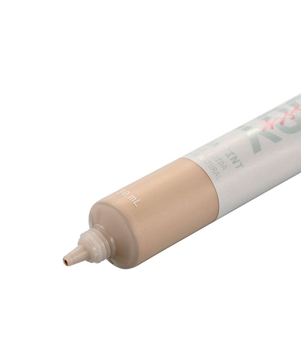 base fluida efeito natural skin tint cor 131 ruby kisses