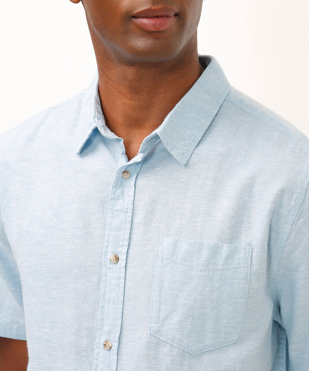 camisa comfort com linho manga curta - azul claro
