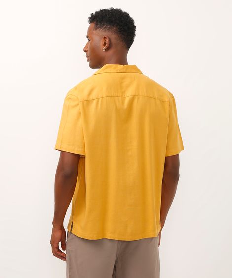 camisa de linho manga curta amarela