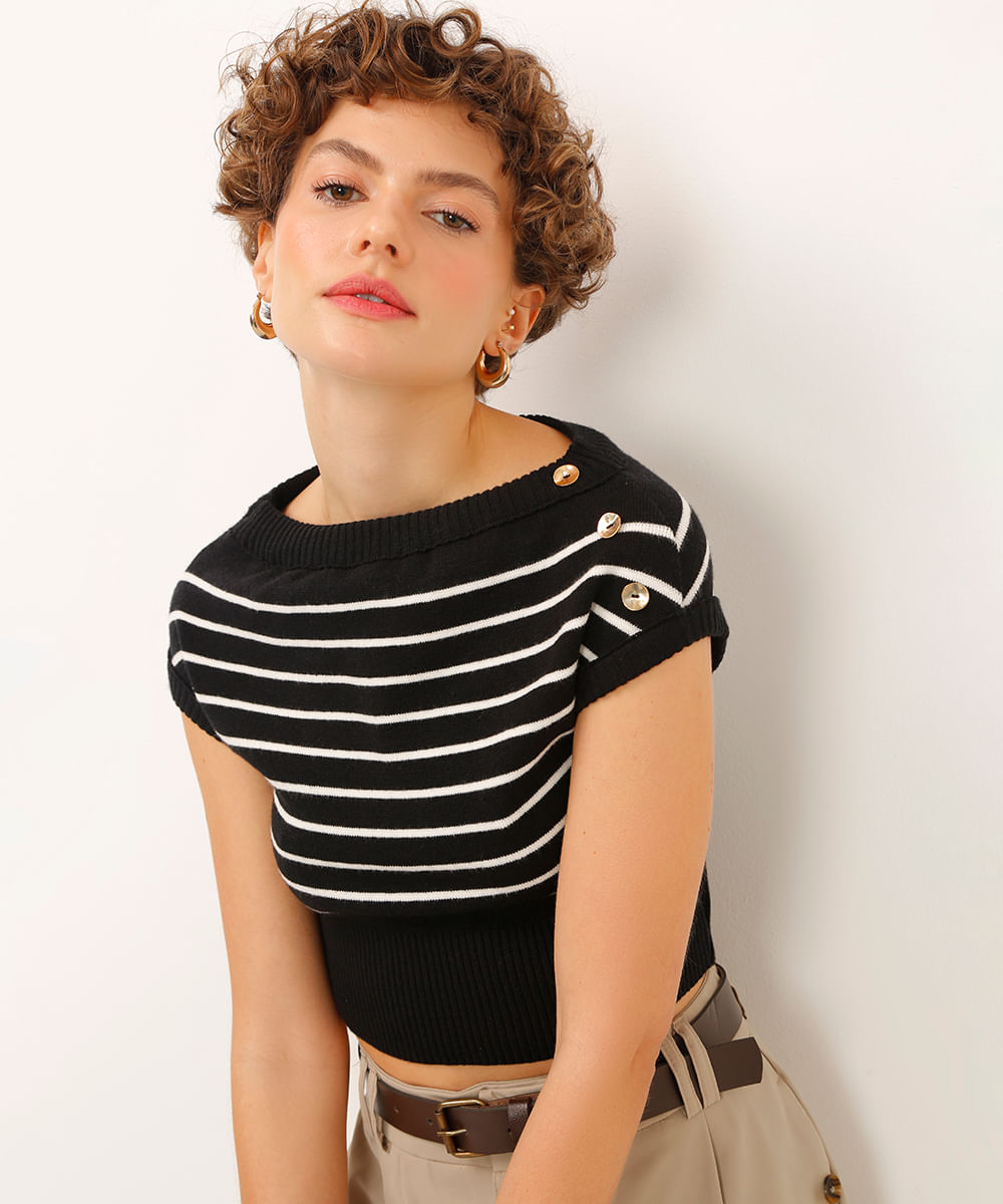 blusa cropped ombro a ombro listrada com botões preta
