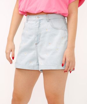 short jeans juvenil bordado floral azul claro